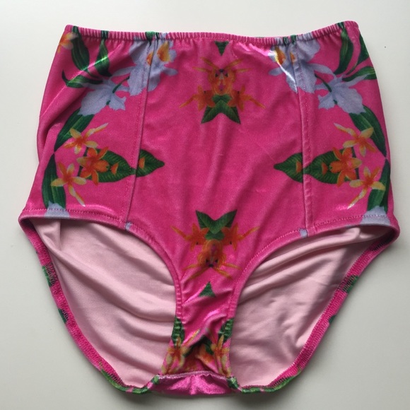 Wildfox white label bikini bathing suit small