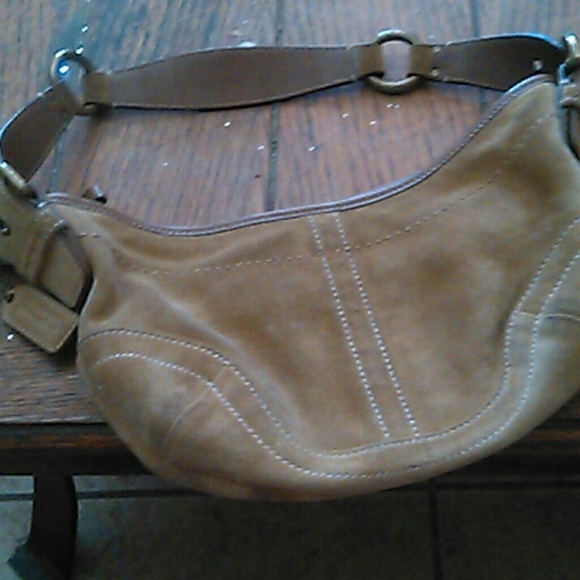 Coach - Picture 2 of 2