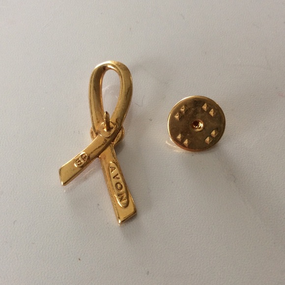 Avon - breast cancer pin - Picture 3 of 4