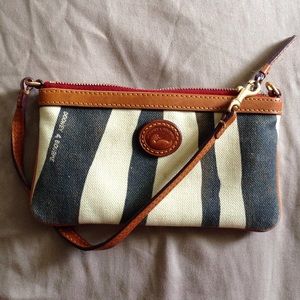 Wristlet