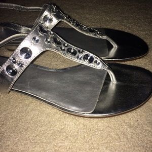 NWOT Silver jewled sandles