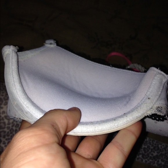 Victoria's Secret Pushup Bra Bundle!! - Picture 3 of 4