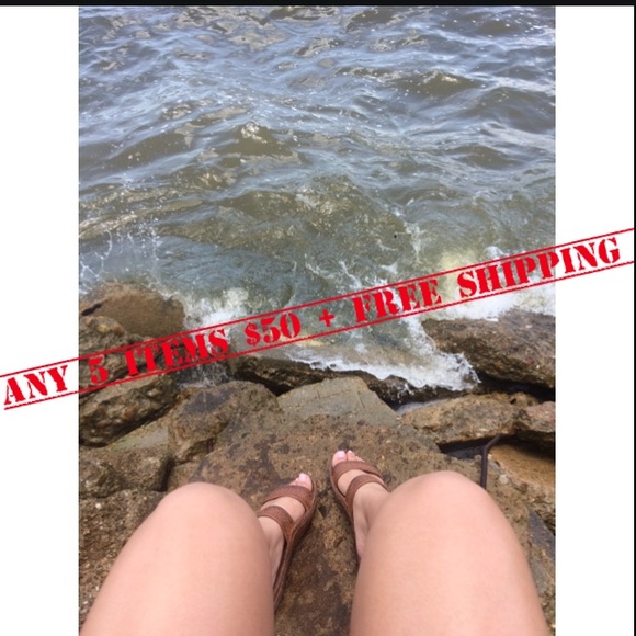 Free shipping on posh ends tonight