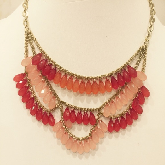 Brand new necklace in coral and burgundy with gold - Picture 2 of 4