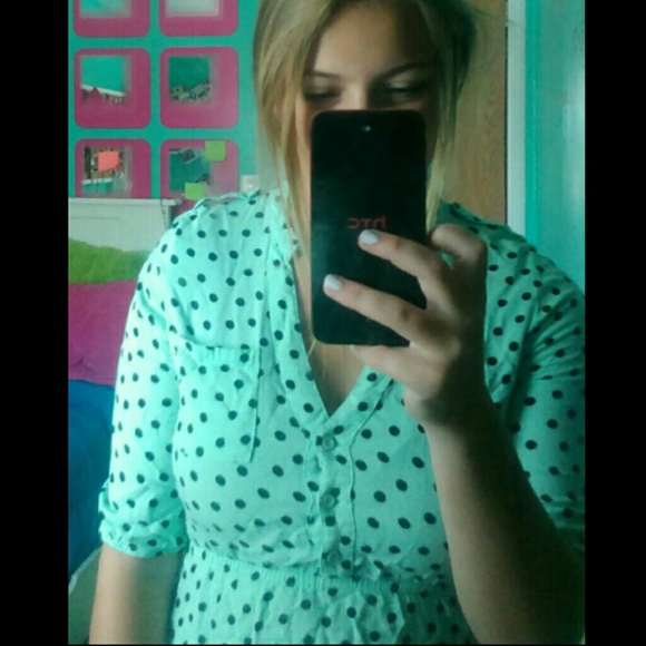 Dress - Picture 1 of 3