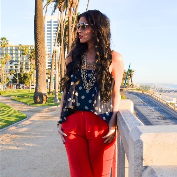 Stone Cold Fox Low Back Tank - Picture 2 of 4