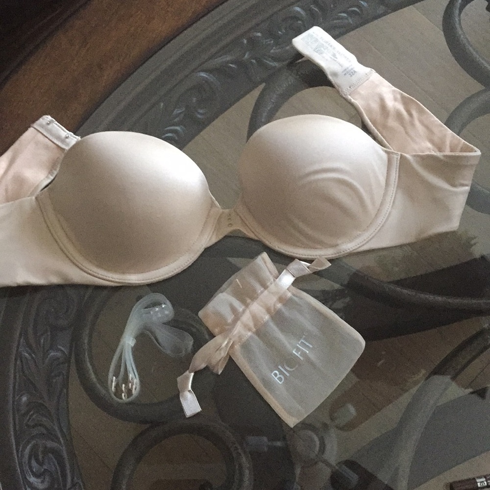 Nude VS Biofit bra