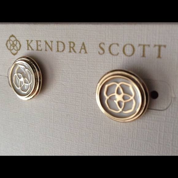 Kendra Scott Jewelry - Kendra Scott earrings