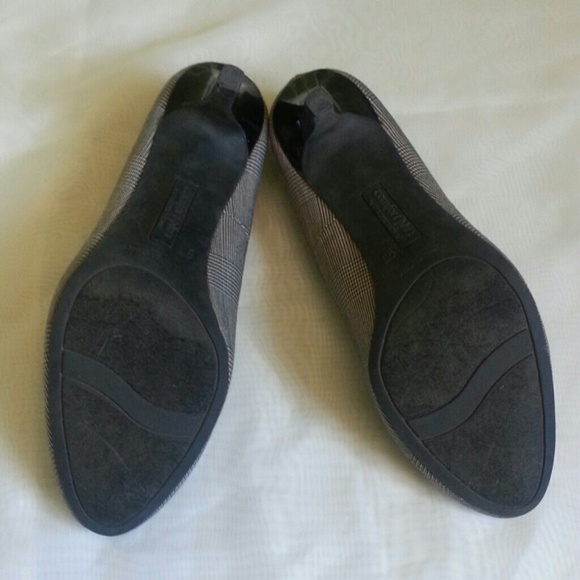 Comfort plus heels - Picture 3 of 4