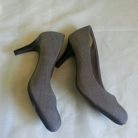 Comfort plus heels - Picture 4 of 4