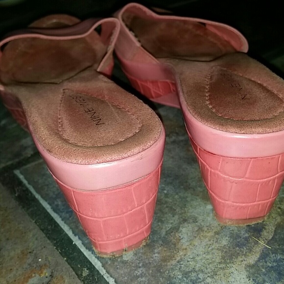 Pink slide wedges