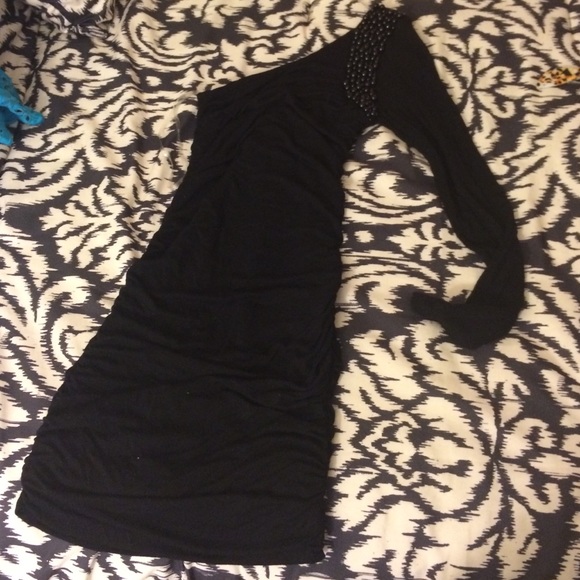 One shoulder body con dress