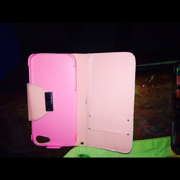 case - Picture 3 of 3