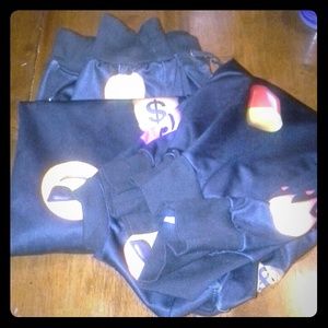 Black Emojis Top & Bottom