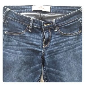 🚦FLASH SALE🚦HOLLISTER denim jeans