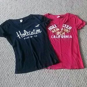 [~SOLD~] 2 vneck Hollister tees
