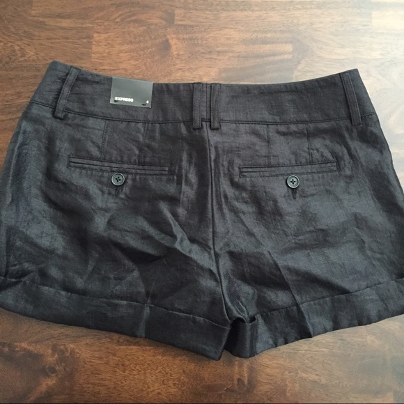 Express dressy black shorts NWT sz 4 - Picture 3 of 3