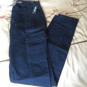 Old Navy navy blue cargo skinny fit pants.