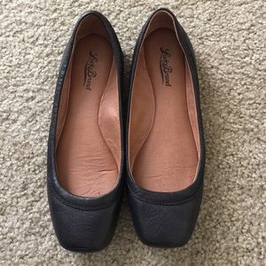 Lucky brand black leather flats