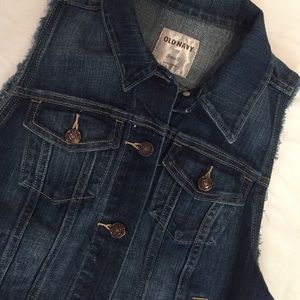 Denim collard vest