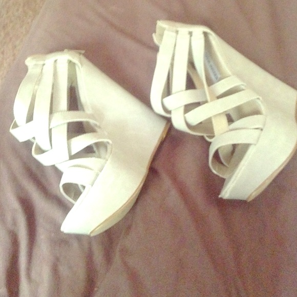 Steve Madden summer heels - Picture 1 of 4