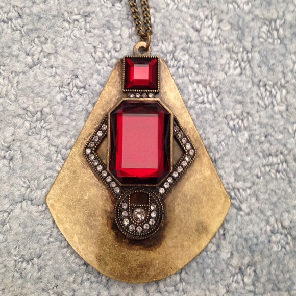 Beautiful statement necklace - Picture 2 of 3