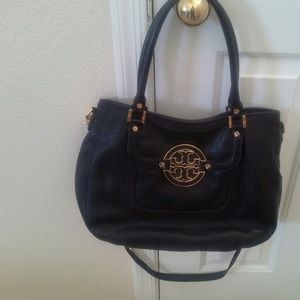 TORY BURCH AMANDA HOBO, WITH SHOULDER STRAP
