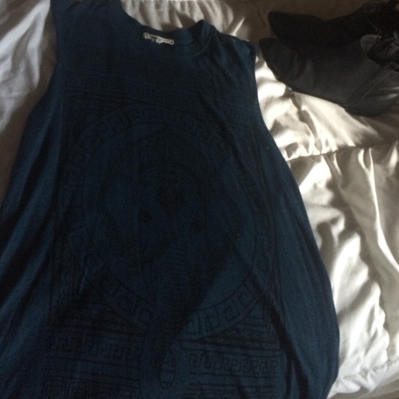 Tribal elephant muscle tee