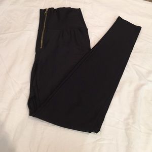 High waisted leggings