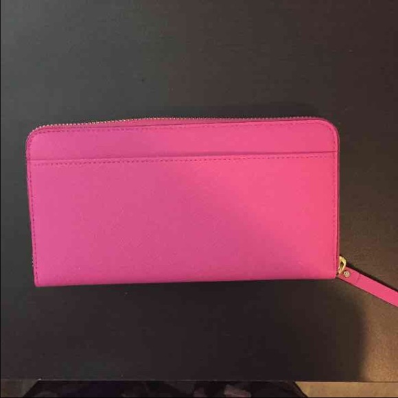 🚫🚫SOLD🚫🚫Brand new pink Kate spade wallet!!! - Picture 2 of 3
