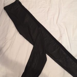 Leather leggings