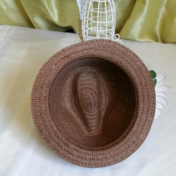 Fun summer time fedora hat - Picture 4 of 4