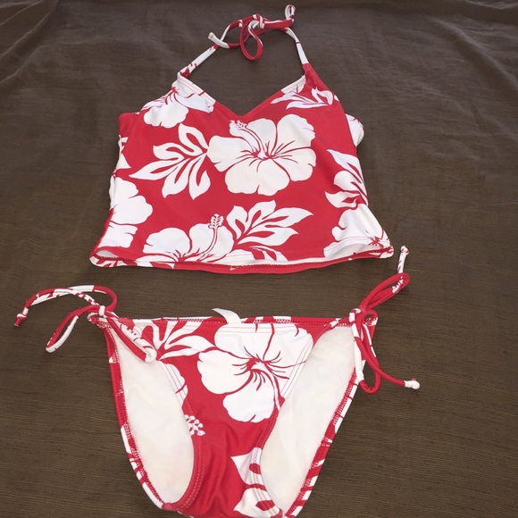 Bathing suit