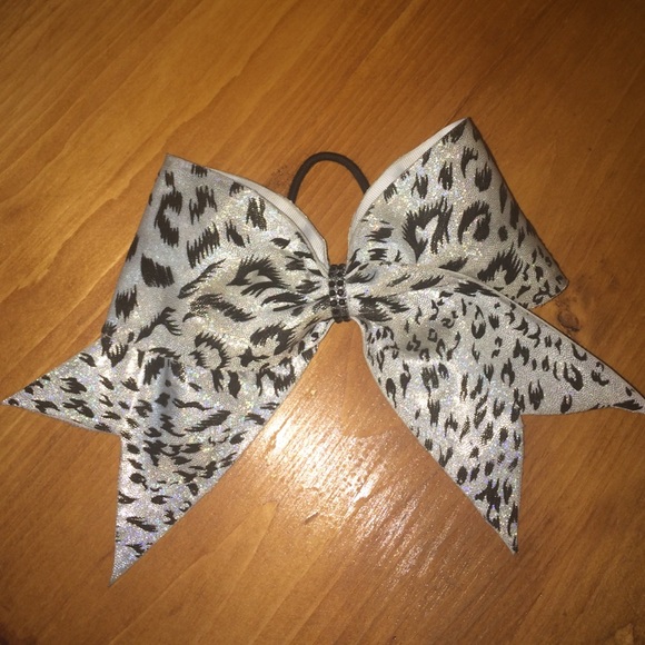 Cheer Leopard Sparkly Bow