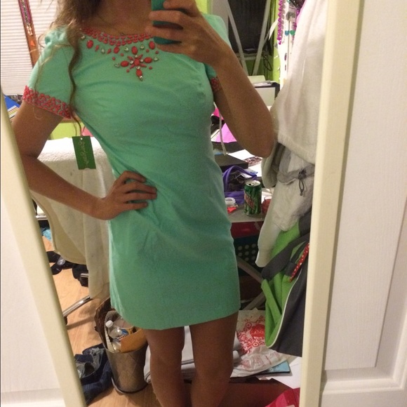 ❌❌SOLD❌❌Lilly Pulitzer NWT shift - Picture 4 of 4