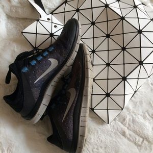 Nike free 3.0 running shoes