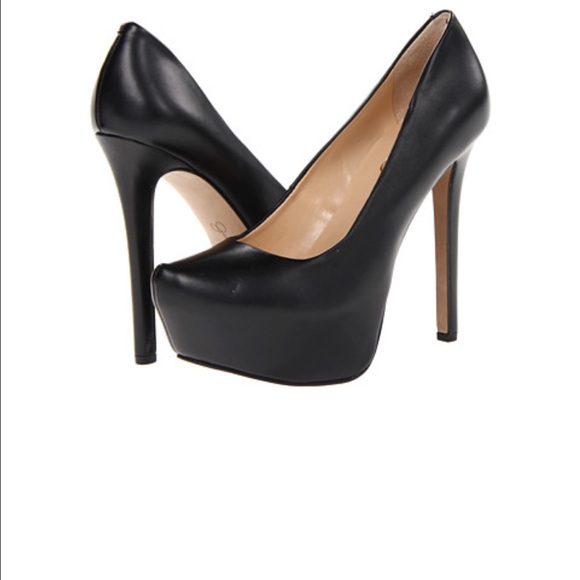 Jessica Simpson Shoes - 💫Jessica Simpson Jasmint Pump💫