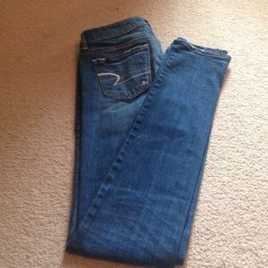 American eagle long skinny stretch jeans size 2