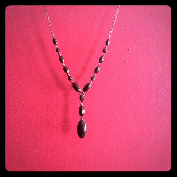 Black stone necklace v shape