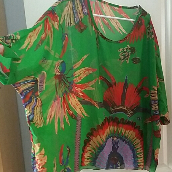 NWOT Colorful festival top