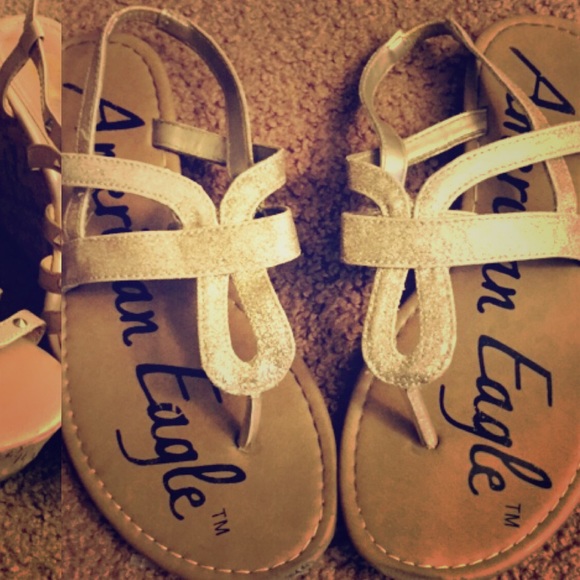 American Eagle Sandals