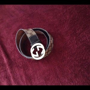 Gucci leather belt