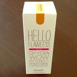 Benefit Hello Flawless Oxygen Wow (Toasted Beige)