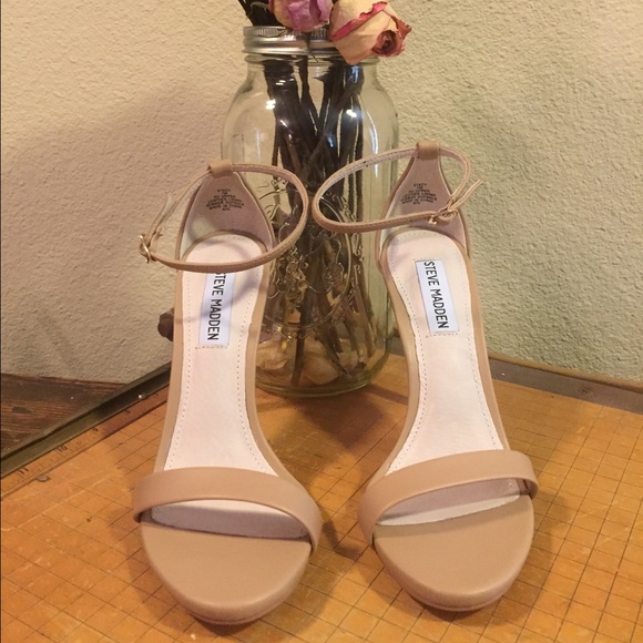 Steve Madden high-heeled sandal