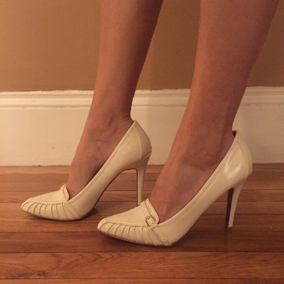 Charlotte Russe Off-White Classy Heel