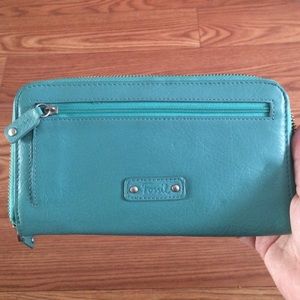 Fossil wallet