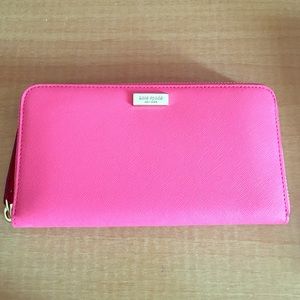 *Sold* Kate Spade wallet