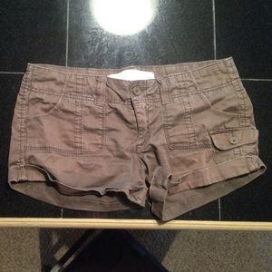 Brown hollister shorts