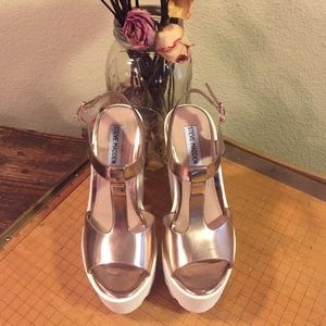 Steve Madden platform sandal "rose gold"