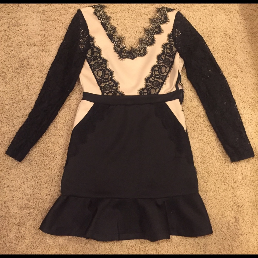 Black and white eyelash lace backless dress - Picture 5 of 7